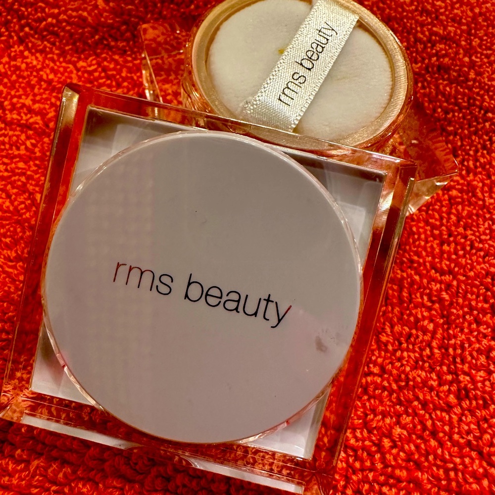 RMS Beauty Living Glow Face & Body Powder. Discontinued